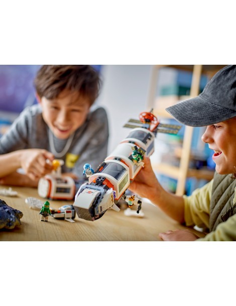LEGO City - Modular Space Station