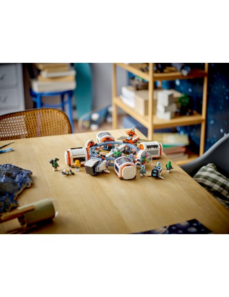 LEGO City - Modular Space Station