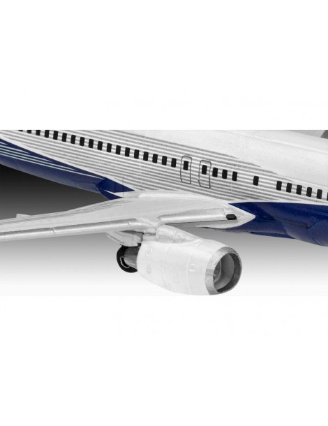 Revell Boeing 737-800 (1:288) (sada)
