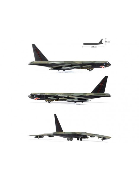 Academy Boeing B-52D Stratofortress (1:144)