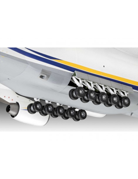 Revell Antonov An-124 Ruslan (1:144)