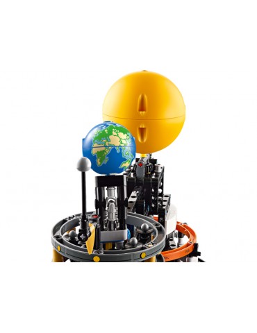 LEGO Technic - Planet Earth and Moon in Orbit
