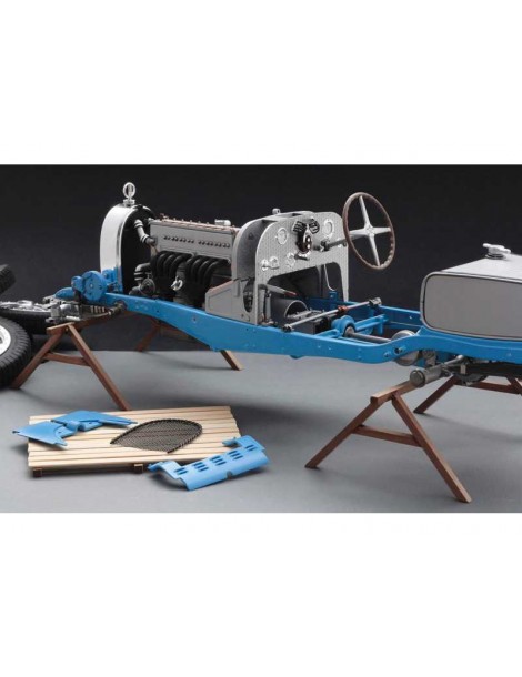Italeri Bugatti 35 B Roadster (1:12)