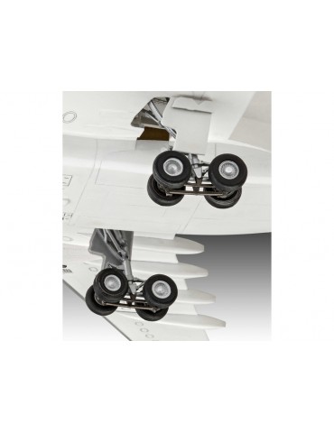 Revell Airbus A330-300 Lufthansa New Livery (1:144)