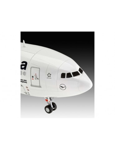 Revell Airbus A330-300 Lufthansa New Livery (1:144)