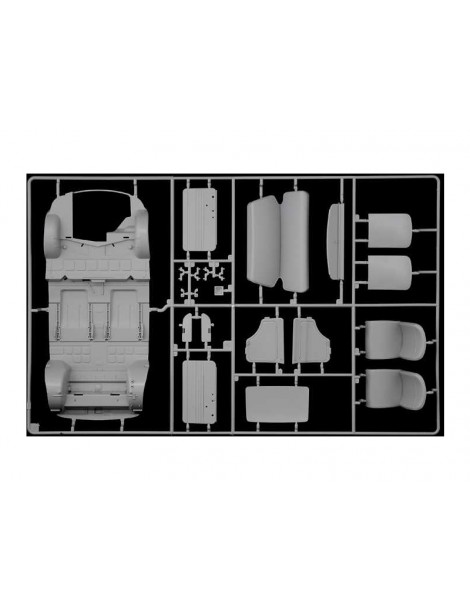 Italeri Fiat 500 F 1968 atnaujintas leidimas (1:12)