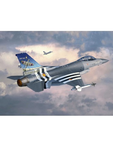 Revell General Dynamics F-16 Falcon 50th Anniversary (1:32)