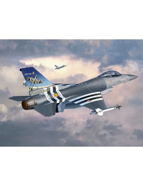 Revell General Dynamics F-16 Falcon 50th Anniversary (1:32)