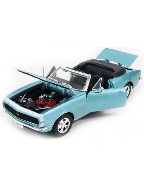 Maisto Chevrolet Camaro SS 396 1967 1:18 turquoise