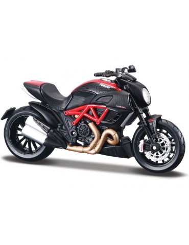 Maisto Ducati Diavel Carbon 1:18