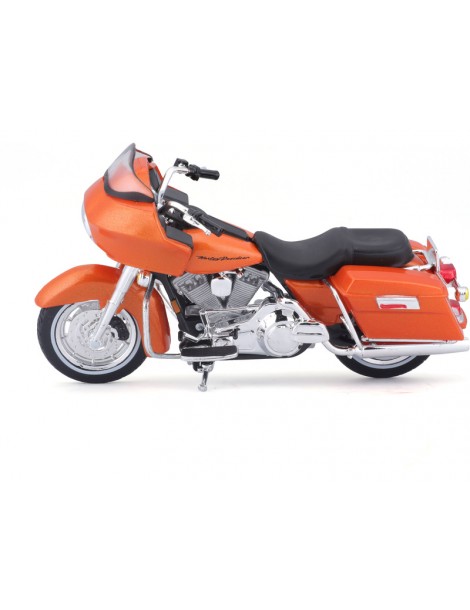 Maisto Harley-Davidson FLTR Road Glide 2002 1:18