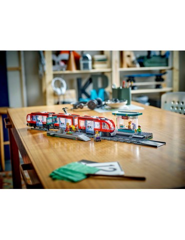 LEGO City - Downtown Streetcar and Station
