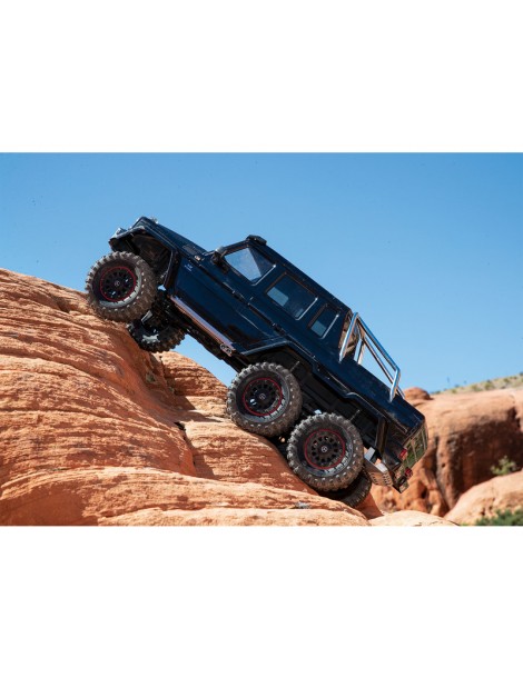 Traxxas TRX-6 Mercedes G 63 6x6 1:10 RTR black
