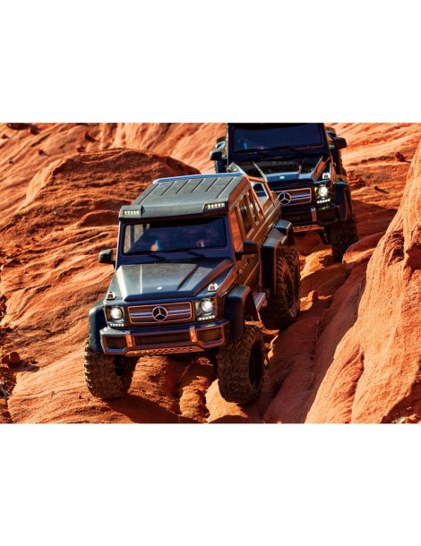 Traxxas TRX-6 Mercedes G 63 6x6 1:10 RTR black