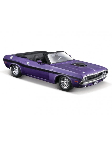 Maisto Dodge Challenger R/T Convertible 1970 1:24 metallic purple