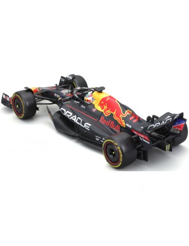 Bburago Oracle Red Bull Racing RB18 1:18 11 Pérez