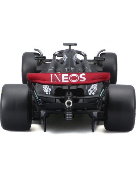 Bburago Mercedes-AMG Petronas W14 E 1:18 63 Russel