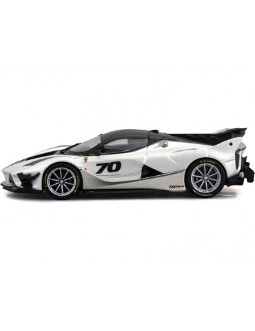 Bburago Ferrari FXX-K EVO 2017 1:43 white/black