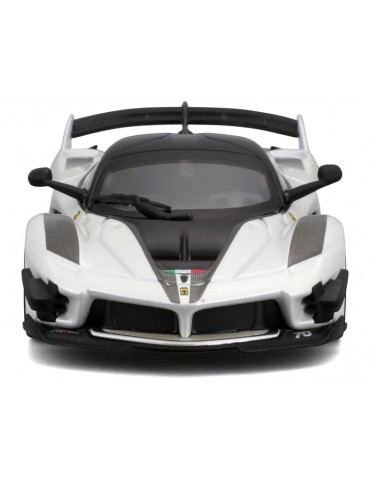 Bburago Ferrari FXX-K EVO 2017 1:43 white/black