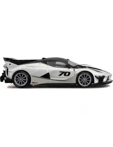 Bburago Ferrari FXX-K EVO 2017 1:43 white/black