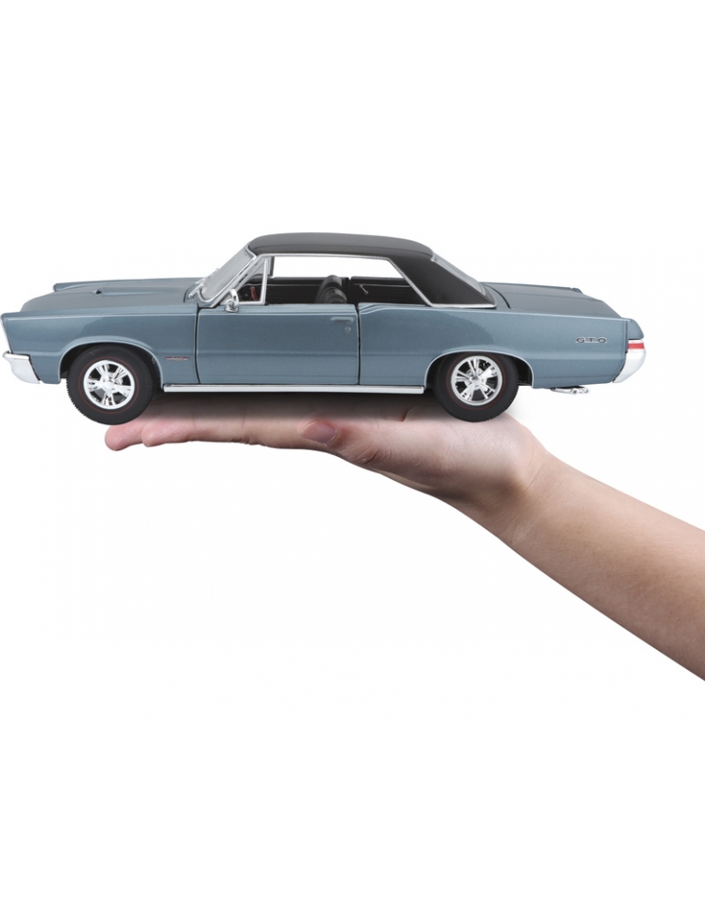 MA-31885B-Maisto Pontiac GTO 1965 1:18 metallic blue
