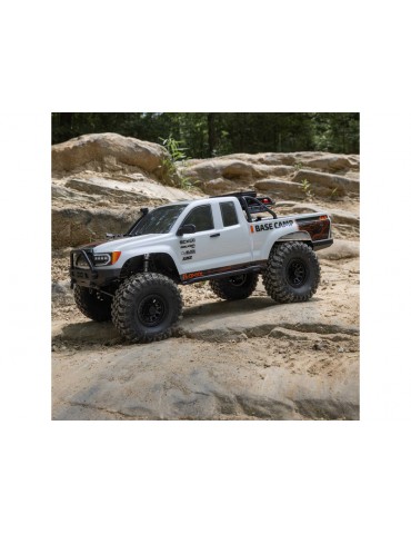 Axial 1/10 SCX10 III Base Camp 4X4 Rock Crawler Brushed RTR, White