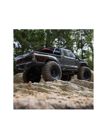 Axial 1/10 SCX10 III Base Camp 4X4 Rock Crawler Brushed RTR, White