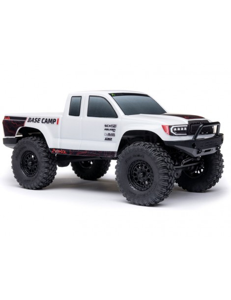 „Axial 1/24 SCX24 Base Camp 4WD Rock Crawler Brushed RTR“ su akumuliatoriumi ir įkrovikliu, baltas