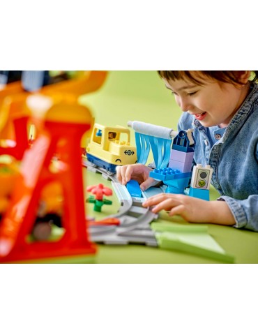 LEGO DUPLO - Didysis interaktyvusis bendruomenės traukinys