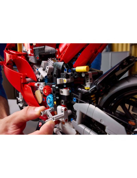 LEGO Technic - Ducati Panigale V4 S motociklas
