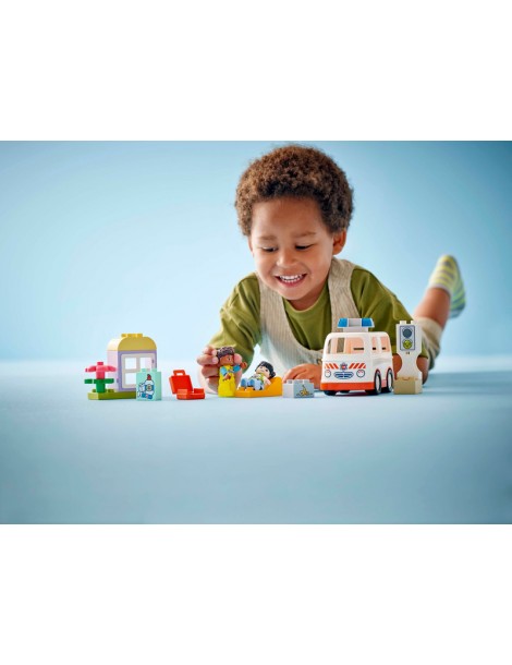 LEGO DUPLO - Ambulance & Driver