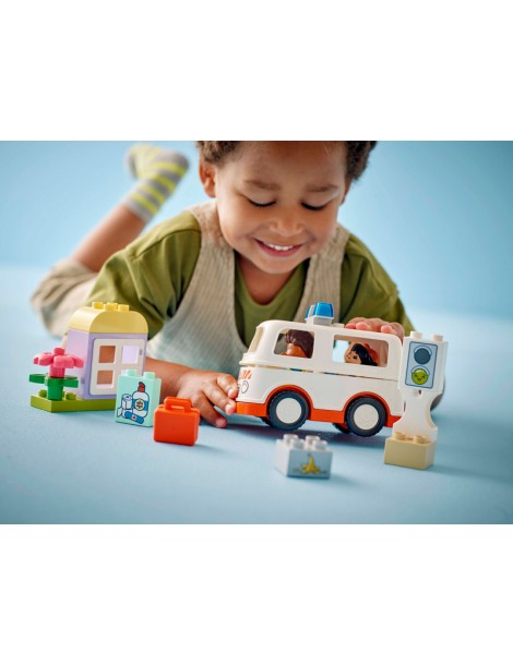 LEGO DUPLO - Ambulance & Driver