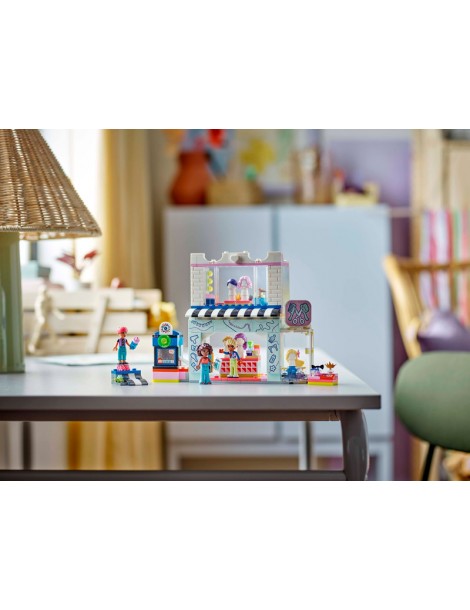 LEGO Friends - Hair Salon and Accessories Store