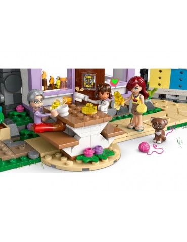 LEGO Friends - Beekeepers' House and Flower Garden