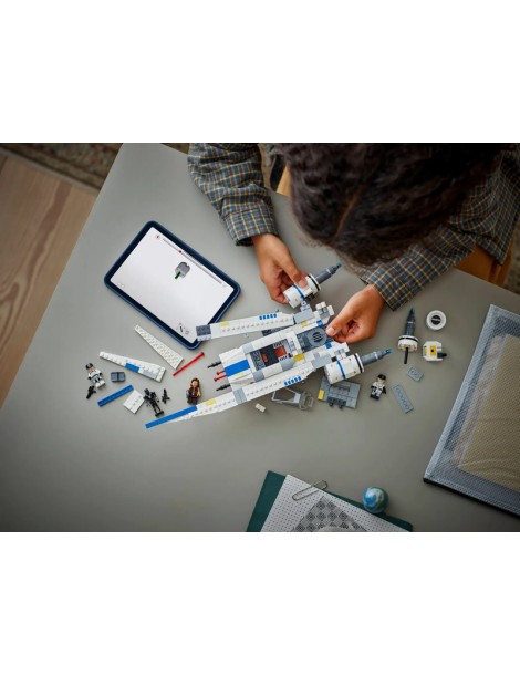 LEGO Star Wars - Rebel U-Wing Starfighter