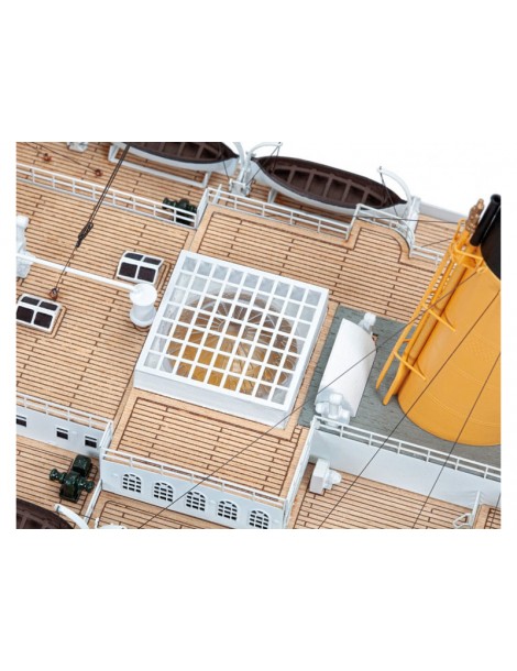 AMATI R.M.S. Titanic 1:250 kit (version 2025)