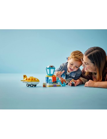 LEGO DUPLO - First Time at the Airport