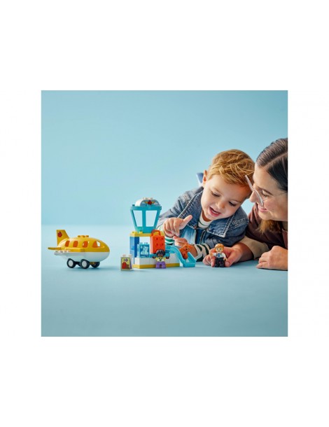 LEGO DUPLO - First Time at the Airport