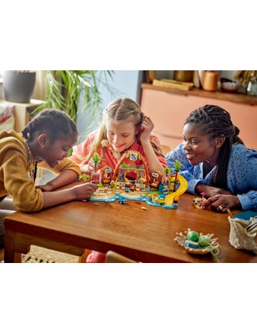 LEGO Friends - Family Vacation Beach Resort