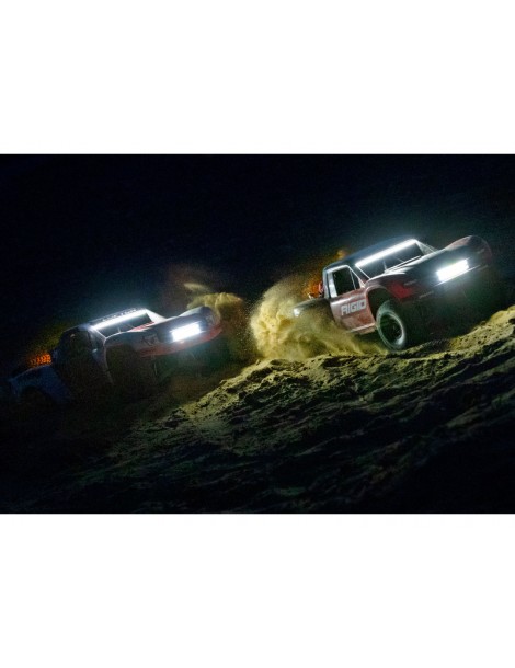 Traxxas Unlimited Desert Racer 1:8 RTR Rigid