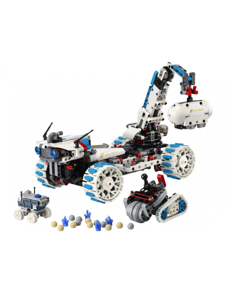 LEGO Technic 42211 Lunar Outpost mėnuleigis su kasybos ir MAPP visureigiais