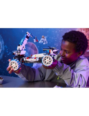 LEGO Technic 42211 Lunar Outpost mėnuleigis su kasybos ir MAPP visureigiais