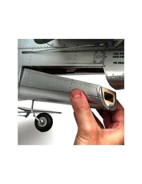 Hangar 9 P-51D Mustang 1.8m 20cc ARF
