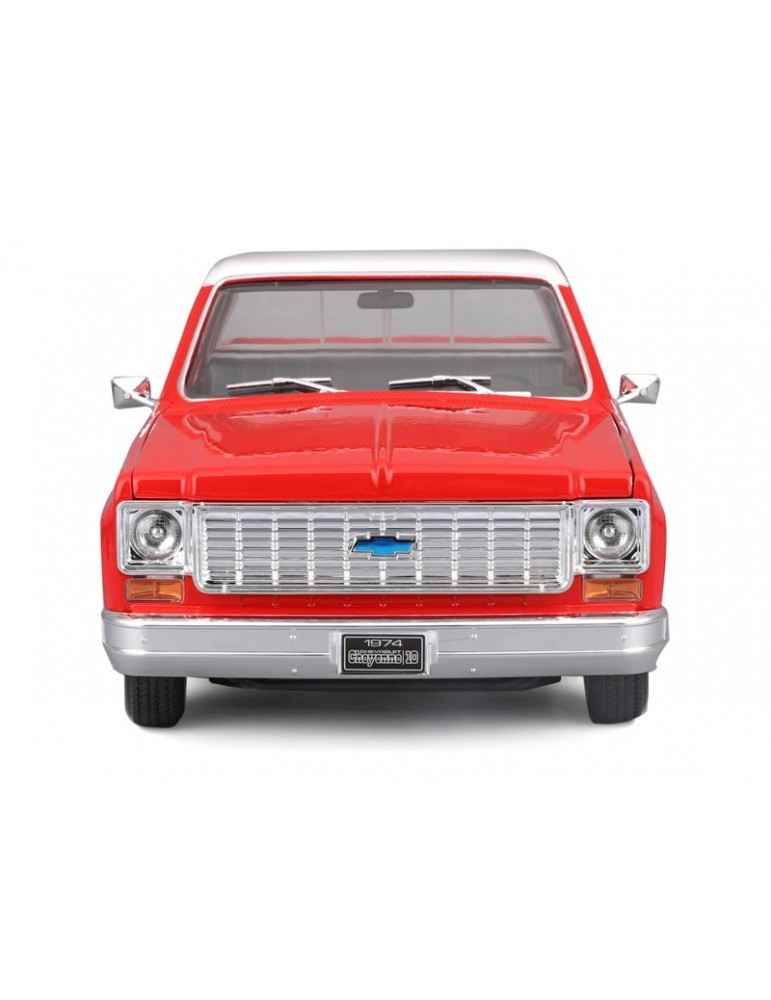 Maisto Chevrolet C10 Cheyenne Super 1:18 1974 red-white