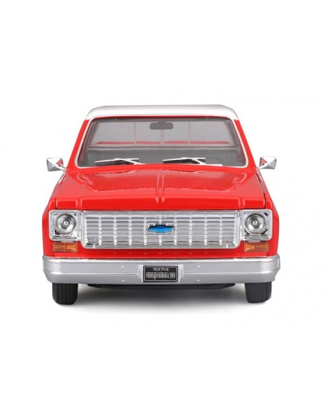 Maisto Chevrolet C10 Cheyenne Super 1:18 1974 red-white