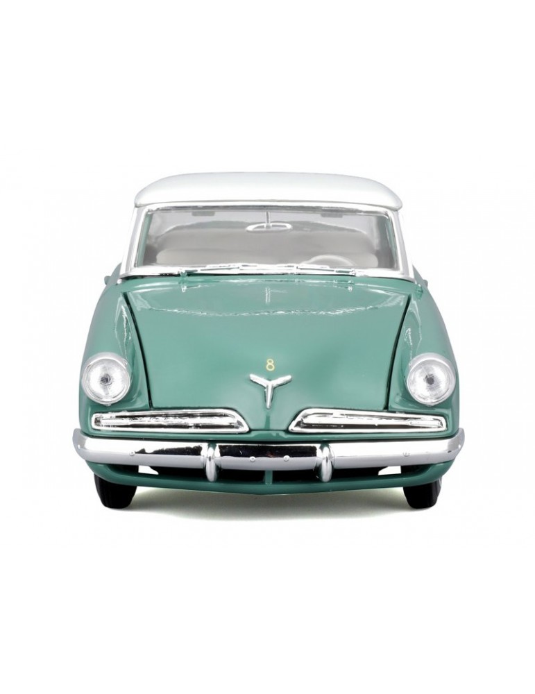 Maisto Studebaker Starliner 1953 1:18 green