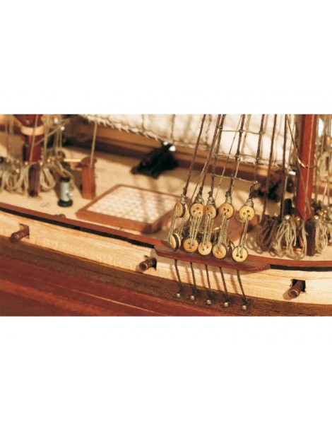 OCCRE Albatros Schoner Standmodellbausatz 1:100