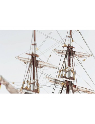 OCCRE Aurora Standmodellbausatz 1:65