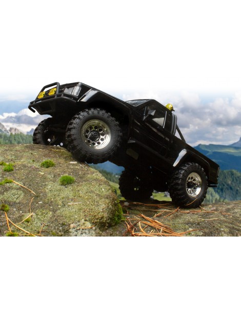 Venture18 1985 Toyota Hilux SR5 - Black