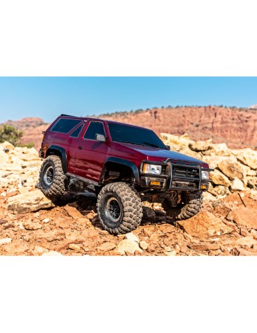 Traxxas TRX-4 Nissan Pathfinder 1988 RC kopimo modelis Ready-To-Drive raudonas – CyborgShop
